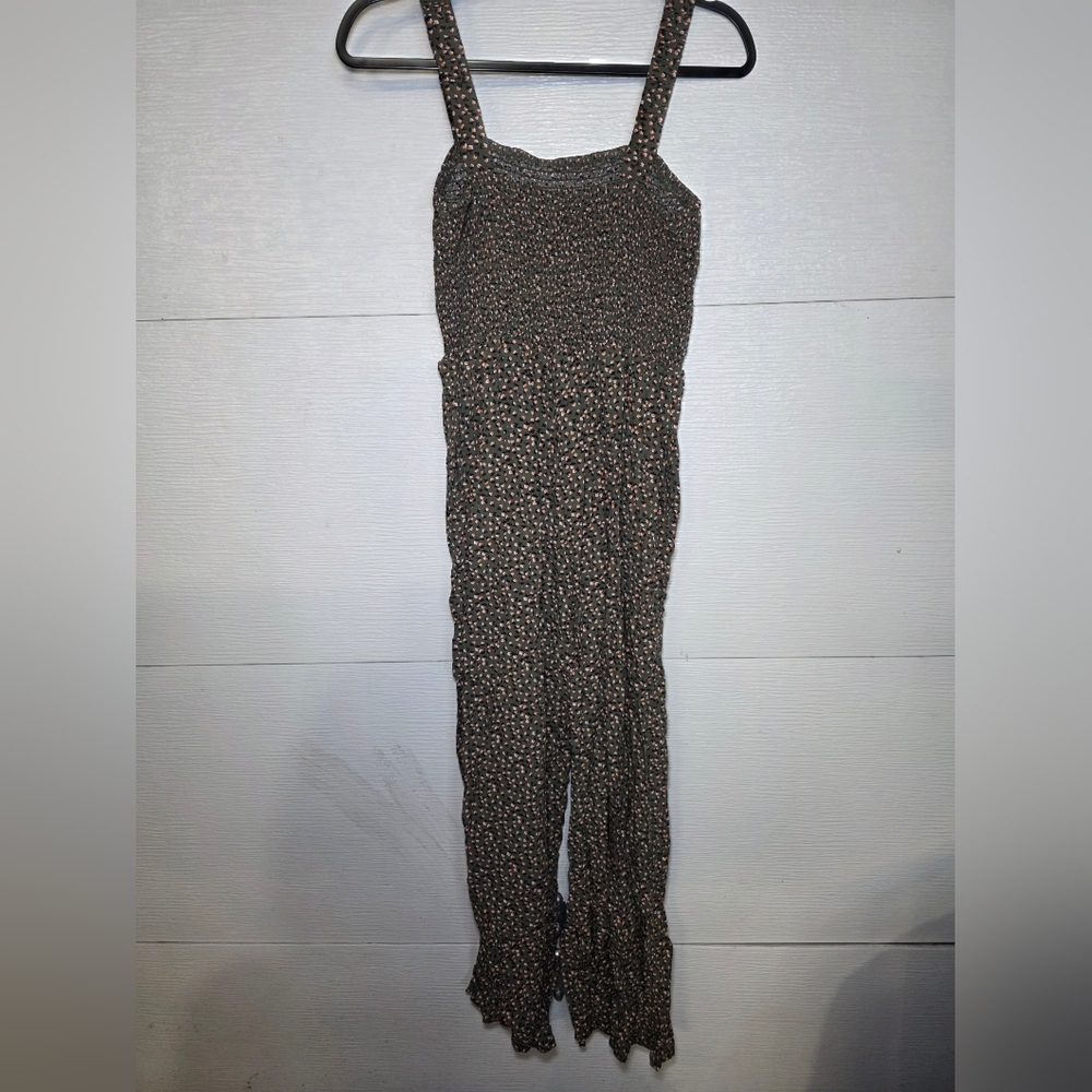 Smocked Square-Neck Floral Wide-Leg Jumpsuit in Olive Floral - Picture 4 of 6
